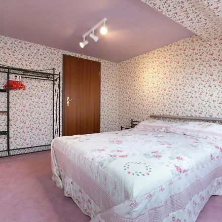Apartment Elegant Farmhouse In Hunsruck With Terrace *